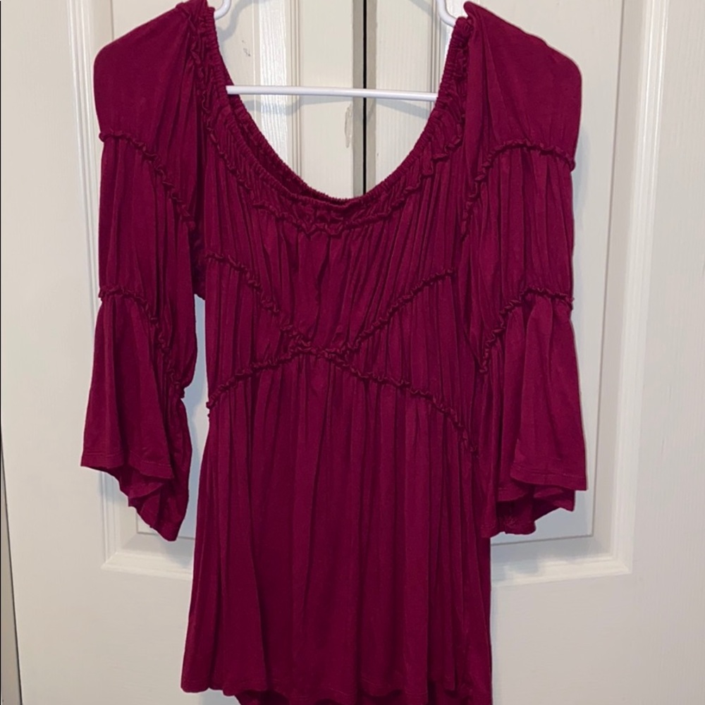 Red wine three-quarter sleeve top